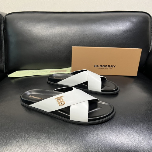 버버리 크로스 스트랩 슬리퍼