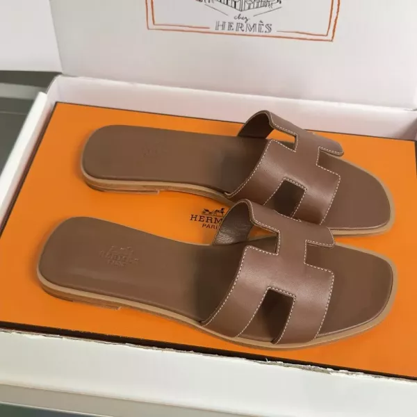 에르메스 오란 H 슬리퍼