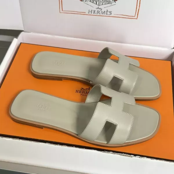 에르메스 오란 시리즈 H 슬리퍼