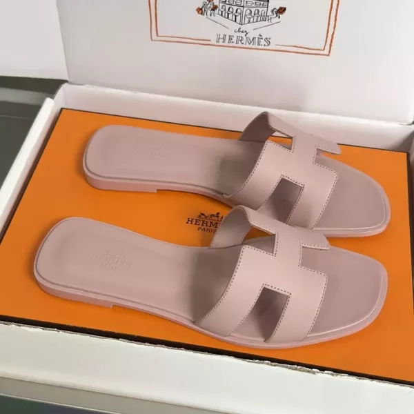 에르메스 오란 H 슬리퍼