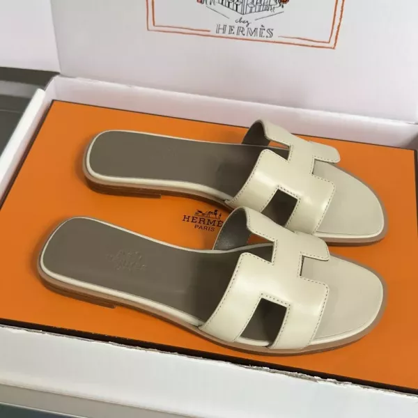 에르메스 오란 H 슬리퍼