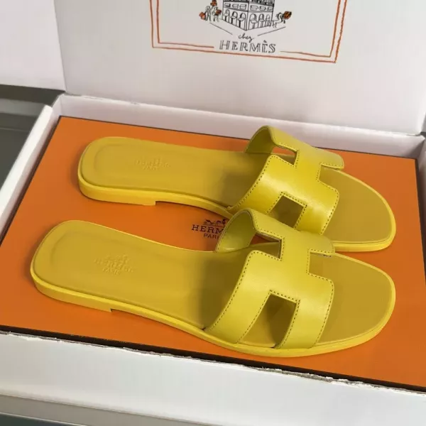 에르메스 오란 H 슬리퍼