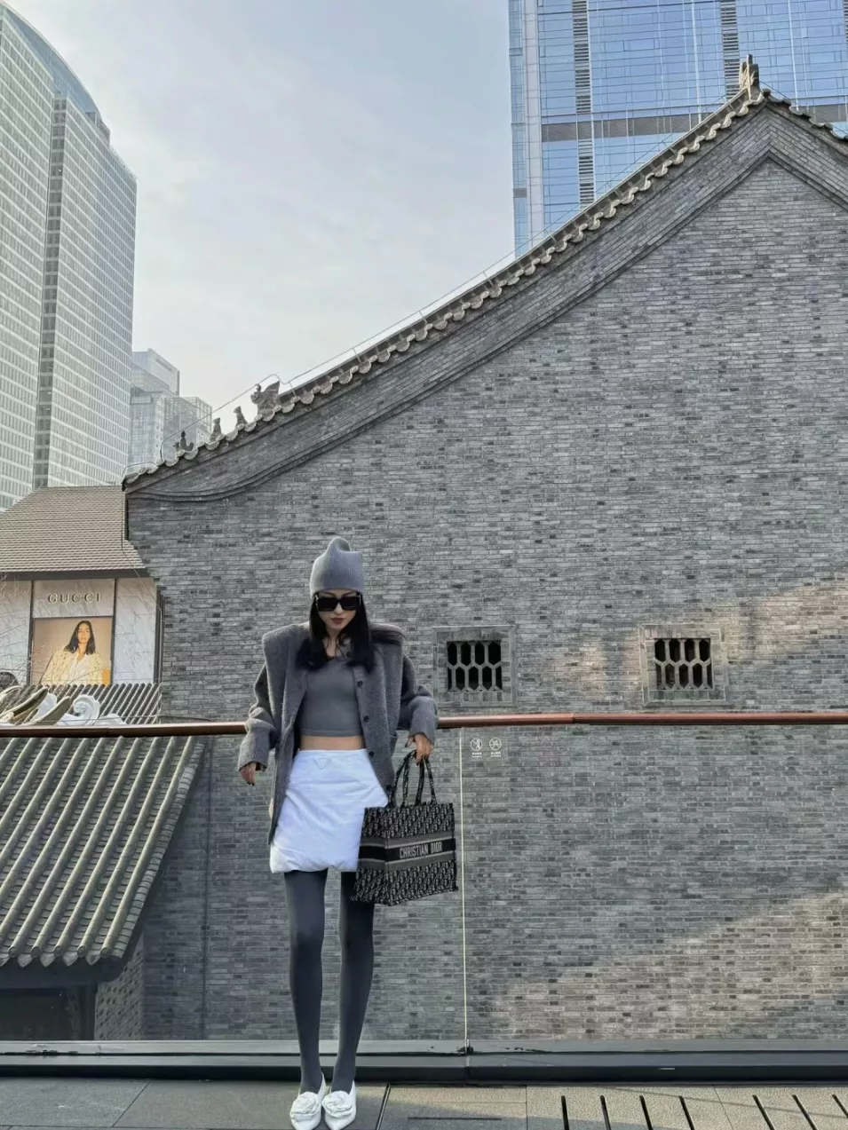 디올 오블리크 자수 북 토트 미디엄 상세 이미지 20