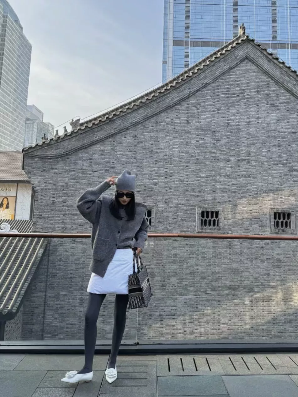 디올 오블리크 자수 북 토트 미디엄 상세 이미지 21