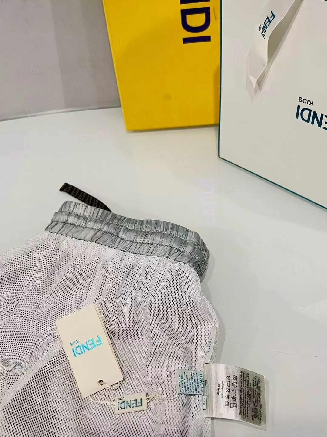 펜디 아동용 메쉬 안감 반바지 상세 이미지 8
