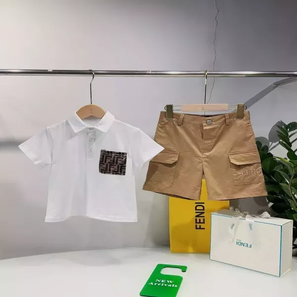 펜디 아동 폴로 셔츠 반바지 세트