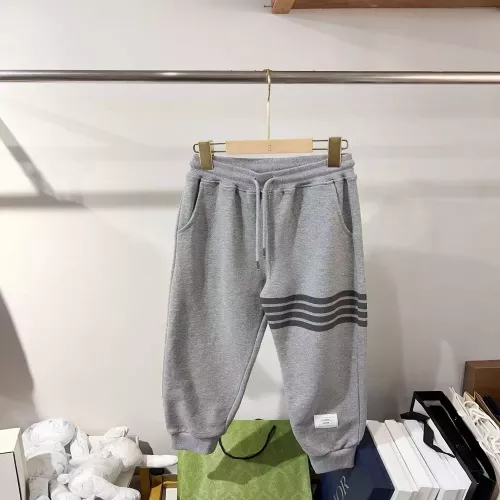 톰브라운 자수 포인트 조거 팬츠