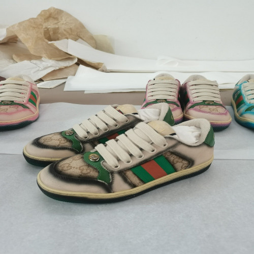 구찌 빈티지 포인트 스니커즈