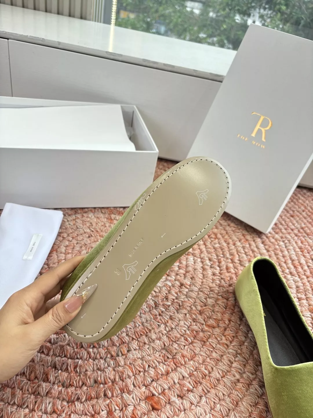 더로우 미니멀 라운드토 메리제인 플랫 상세 이미지 9