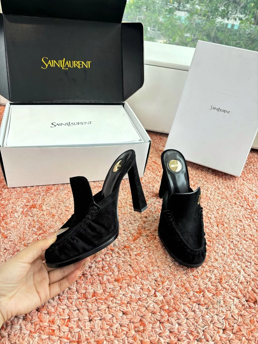 입생로랑 스몰 로고 힐 뮬 상세 이미지 3