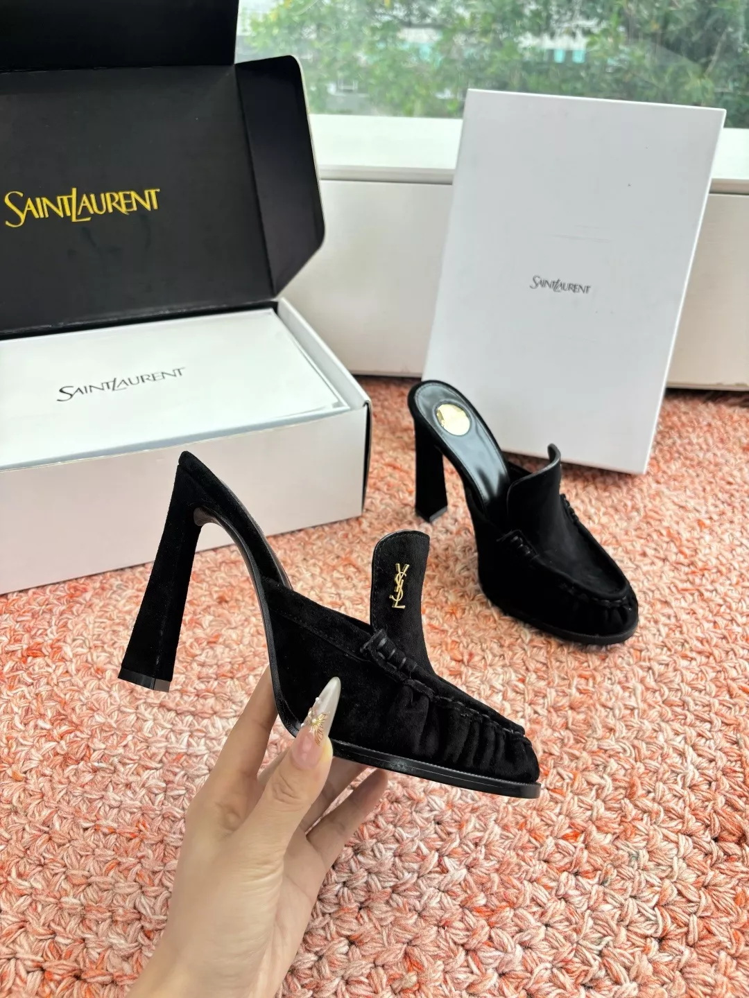 입생로랑 스몰 로고 힐 뮬 상세 이미지 4