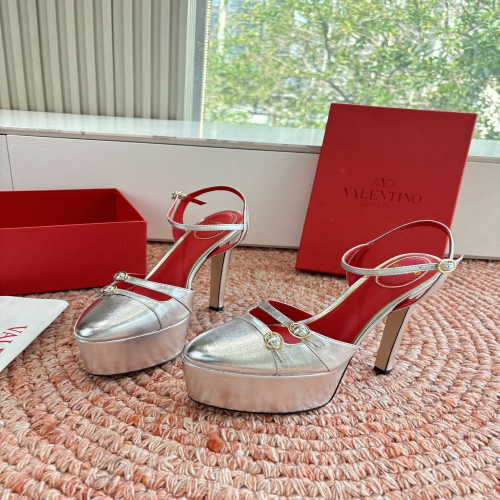 발렌티노 브이로고 시그니처 스트랩 샌들