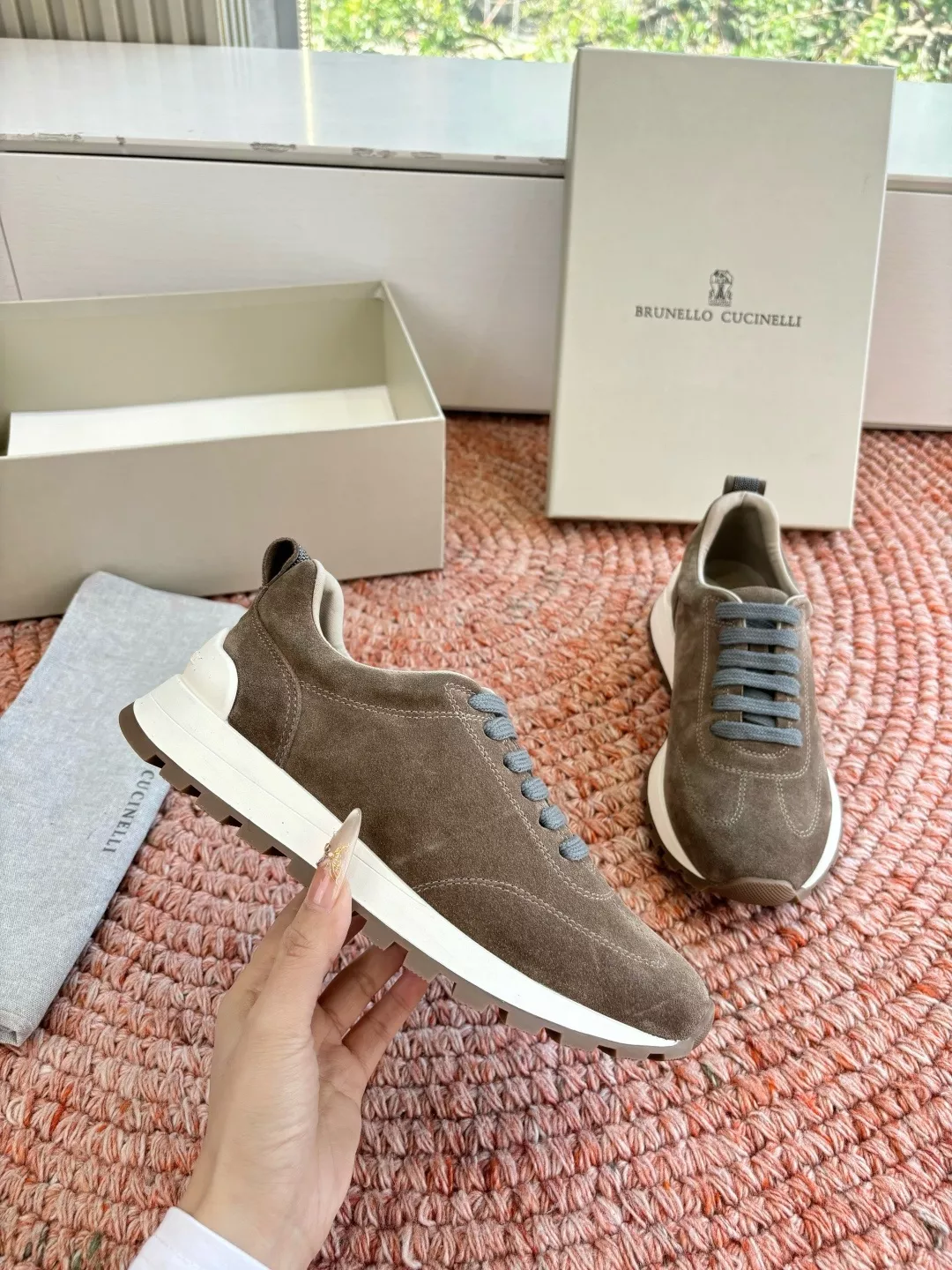 브루넬로쿠치넬리 스웨이드 데일리 운동화 상세 이미지 6