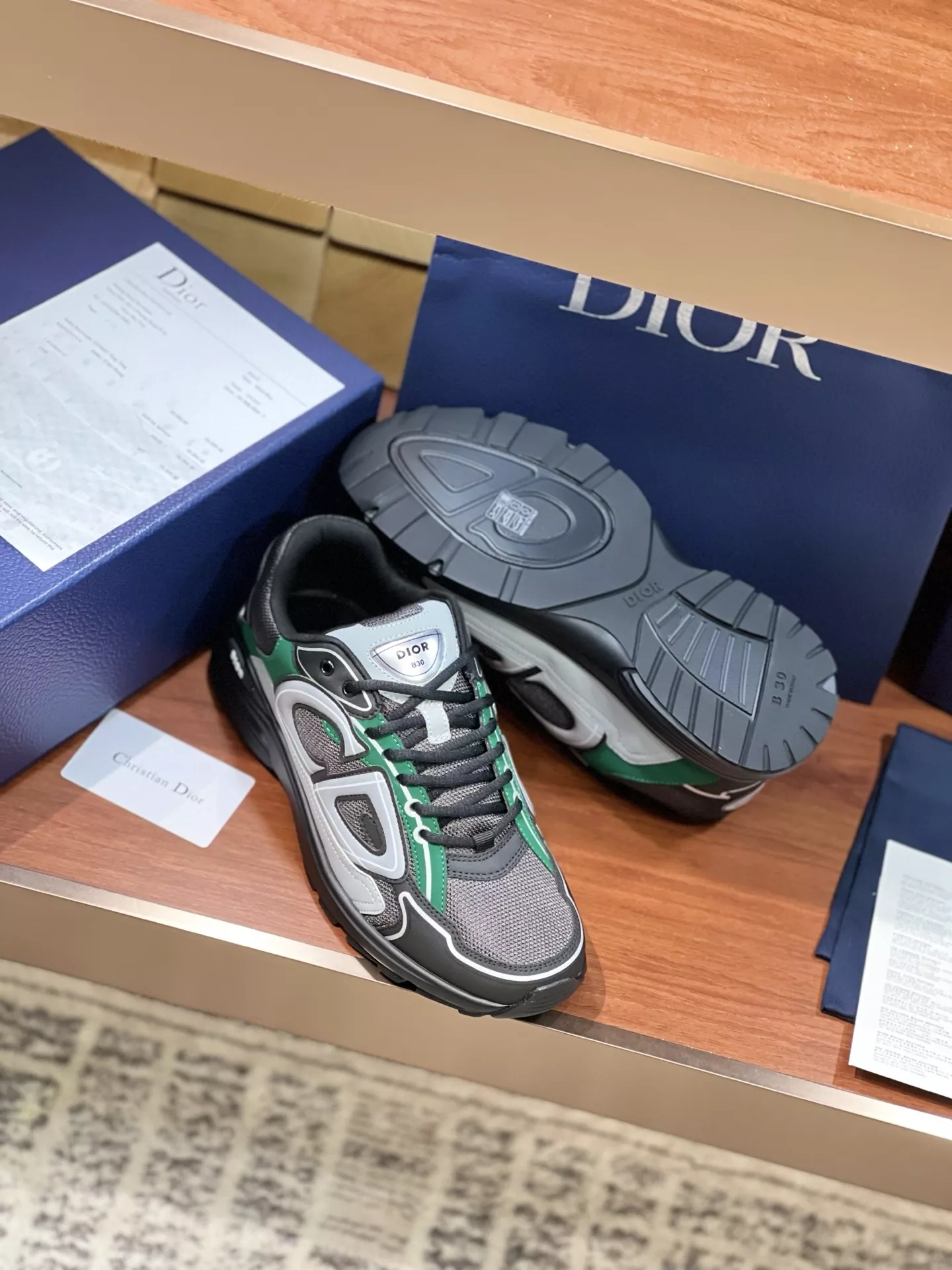 디올 CD30 로고 레트로 운동화 상세 이미지 9