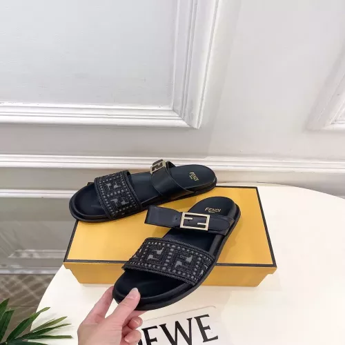펜디 자수 버클 플랫폼 캐주얼 슬리퍼