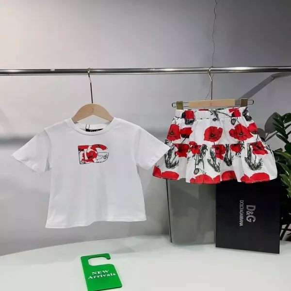 돌체앤가바나 아동 반소매 티셔츠 스커트 세트