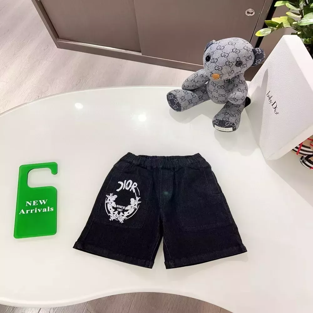 디올 로고 포인트 블랙 데님 반바지