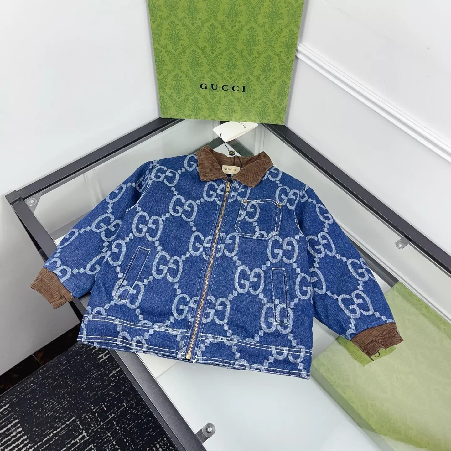 구찌 더블지 패턴 데님 패딩 재킷 상세 이미지 3