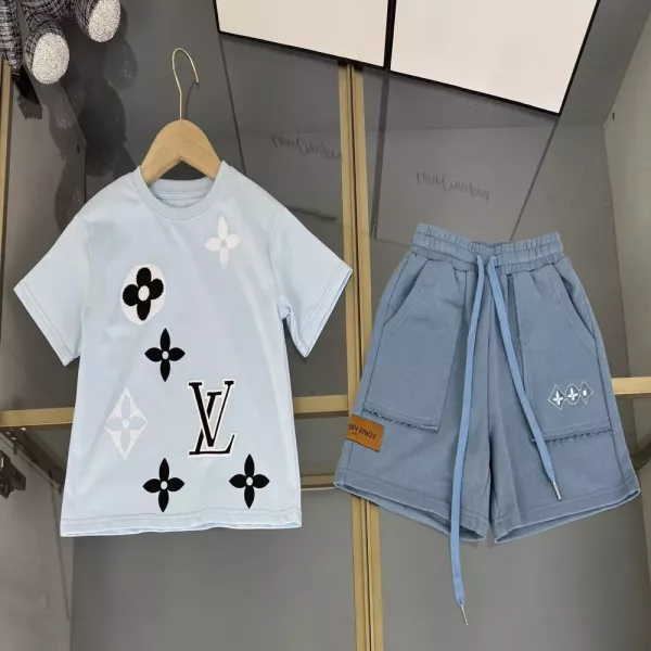 루이비통 아동 컬러 배색 반소매 세트