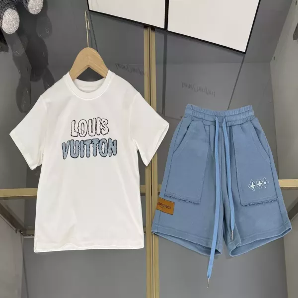 루이비통 로고 프린트 반소매 세트