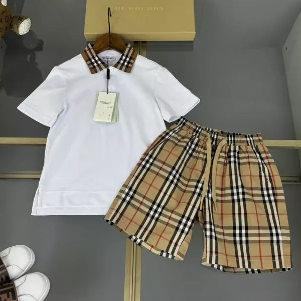 버버리 체크 카라 반소매 세트