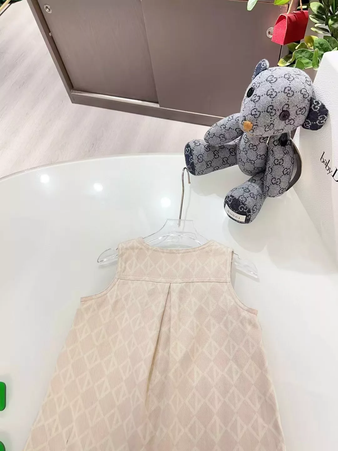 디올 아동 민소매 자카드 원피스 상세 이미지 9