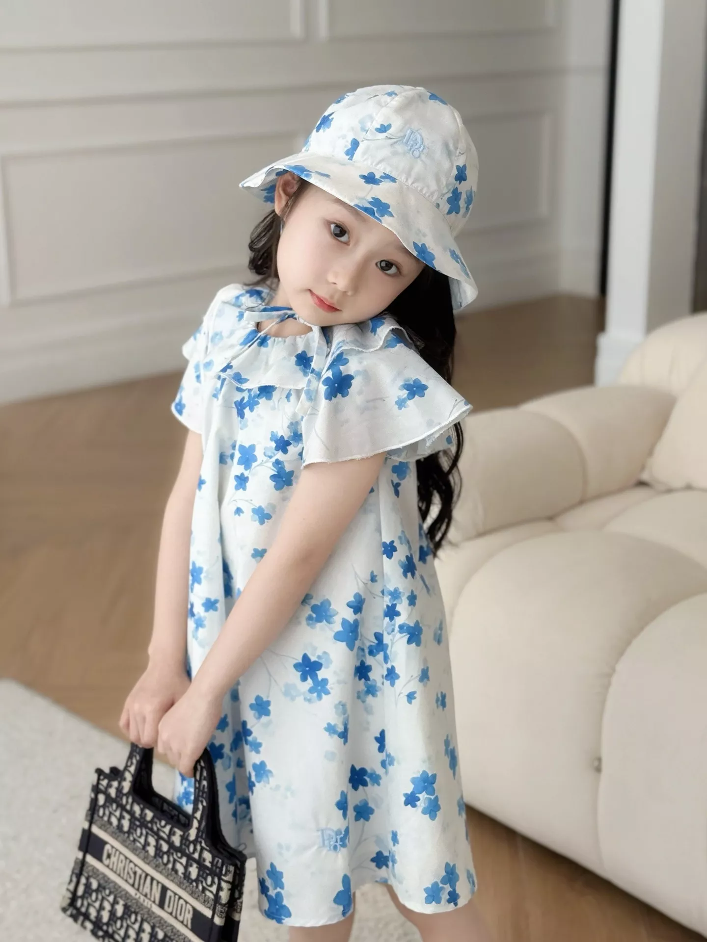 디올 오블리크 자수 플라워 프린트 원피스 상세 이미지 18