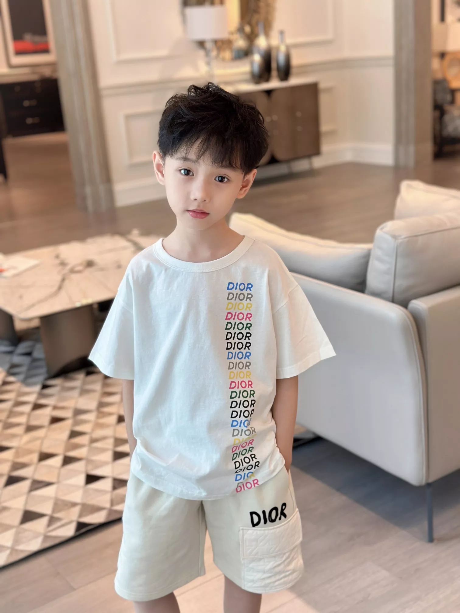 디올 키즈 로고 프린트 반팔 티셔츠 상세 이미지 25