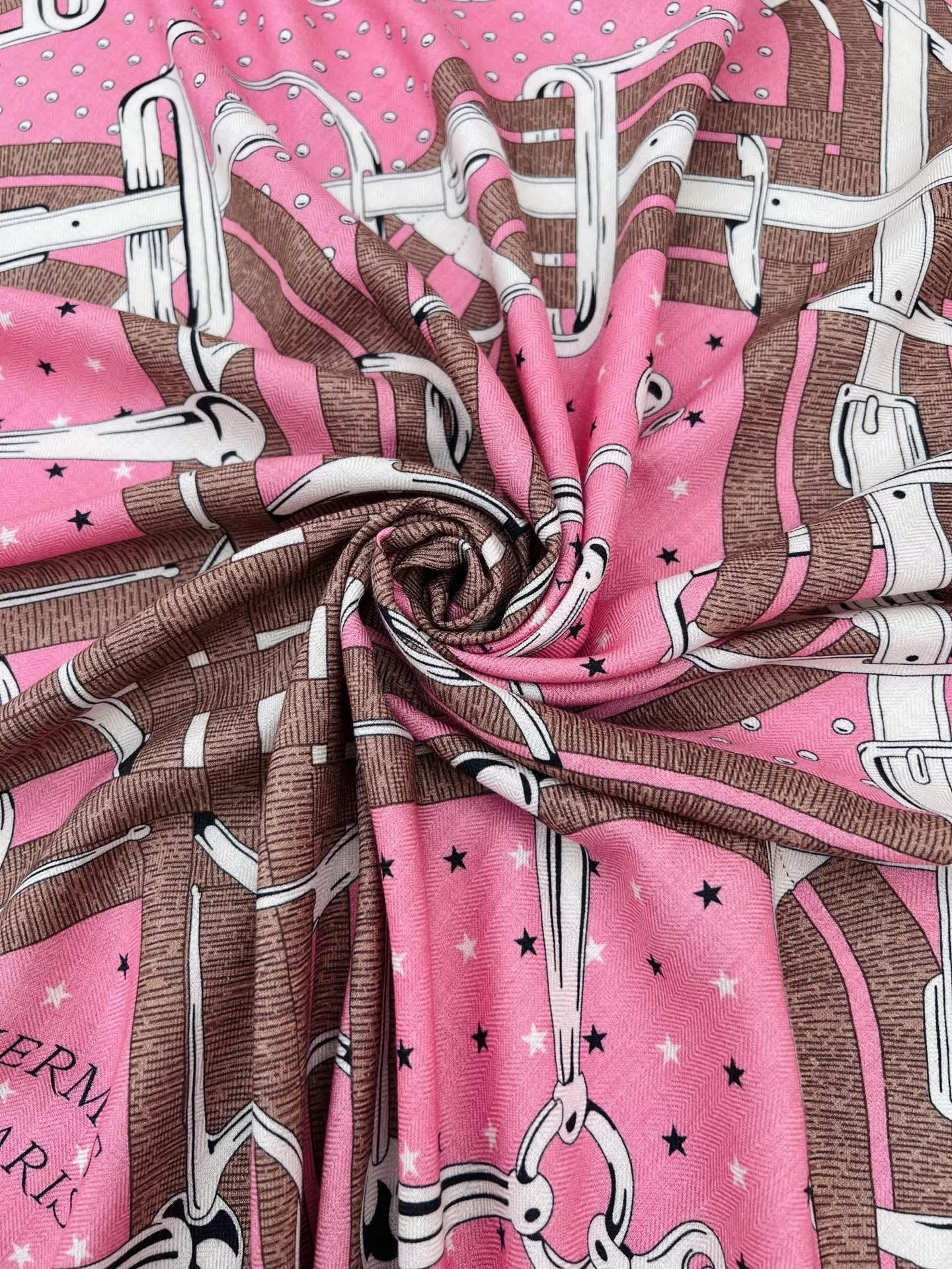 에르메스 마구장식 프린트 캐시미어 실크 숄 상세 이미지 4