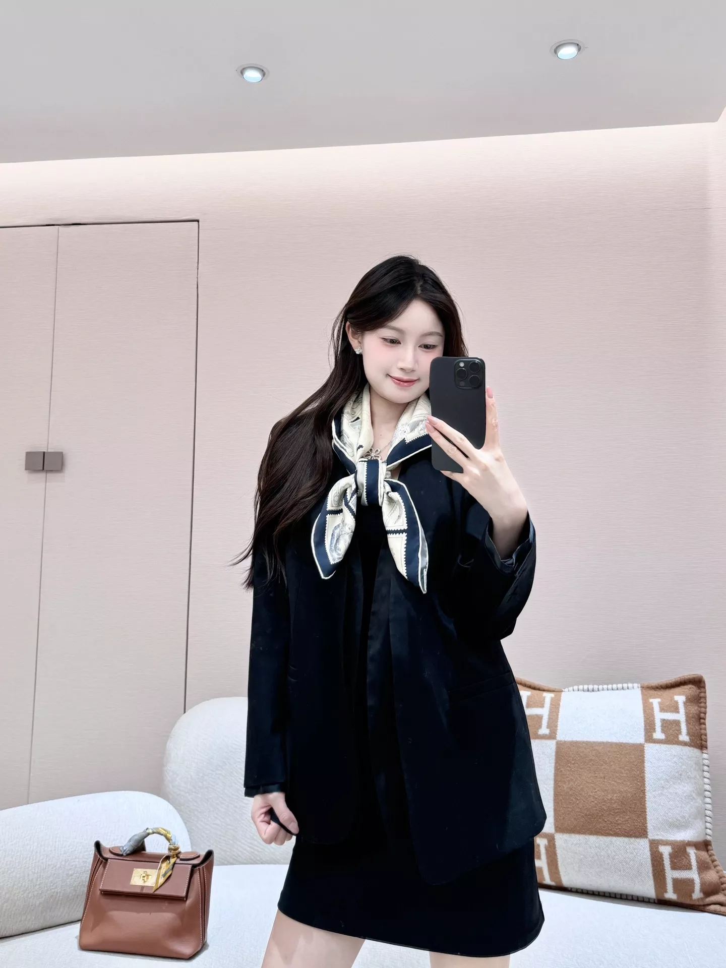 에르메스 우표 프린트 실크 스카프 상세 이미지 11
