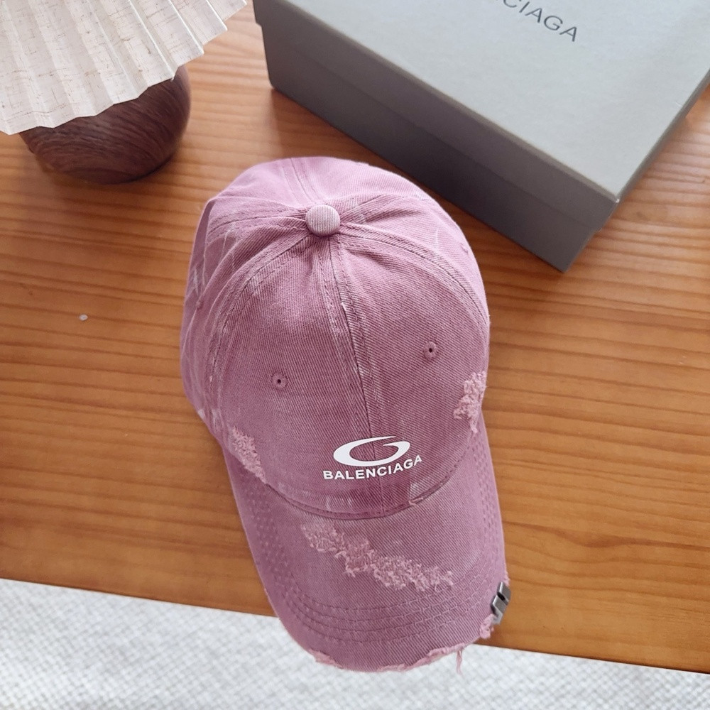 발렌시아가 자수 레터링 캐주얼 캡