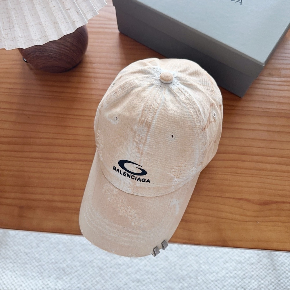 발렌시아가 자수 로고 레터링 캡