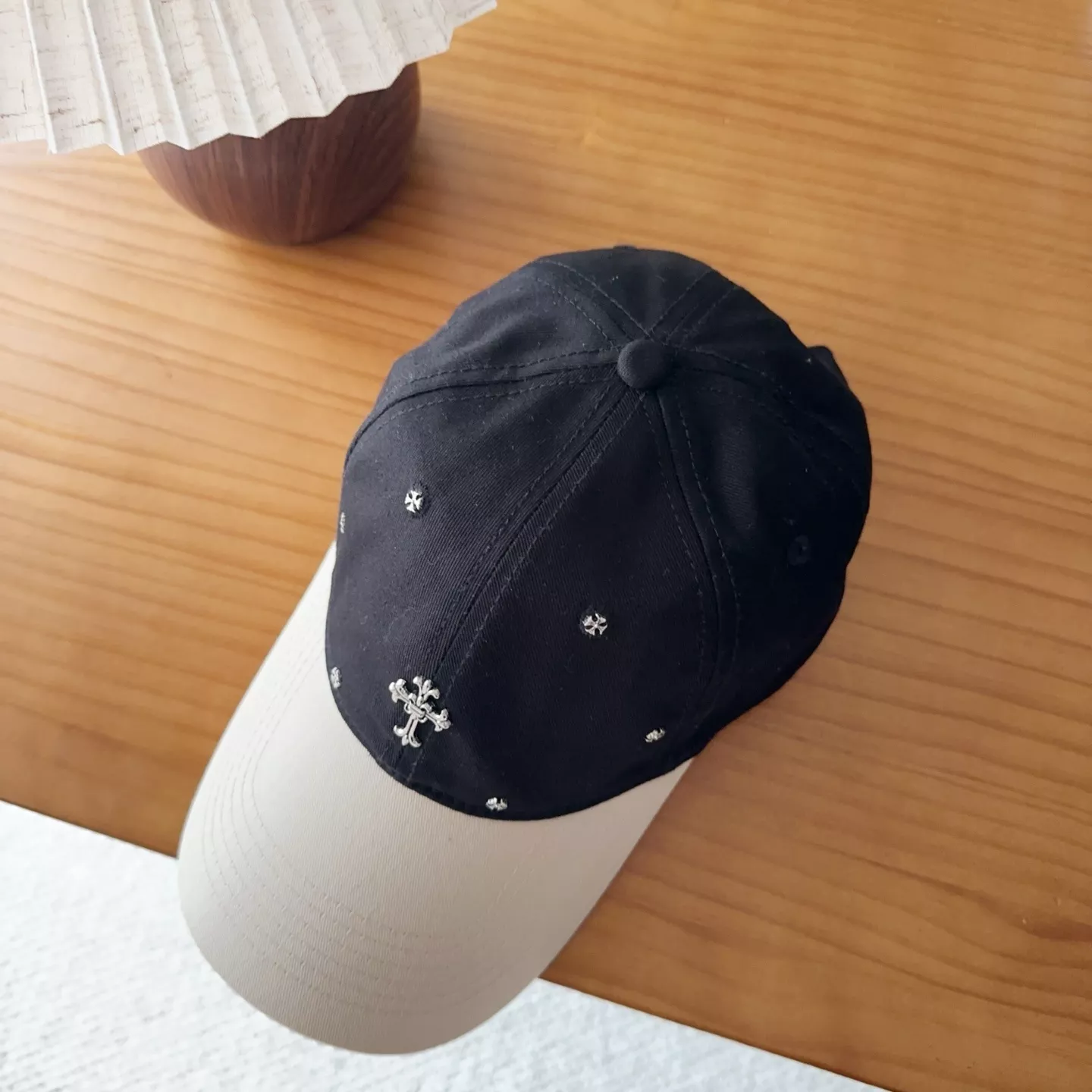 크롬하츠 투톤 빈티지 데미지 볼캡 상세 이미지 4