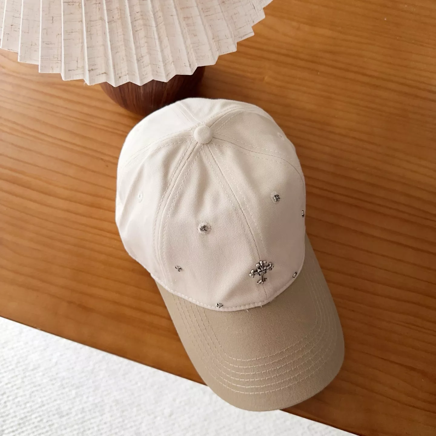 크롬하츠 빈티지 디스트로이드 배색 캡 상세 이미지 5