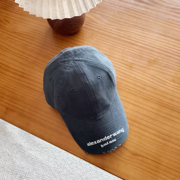 알렉산더왕 자수 로고 포인트 모자