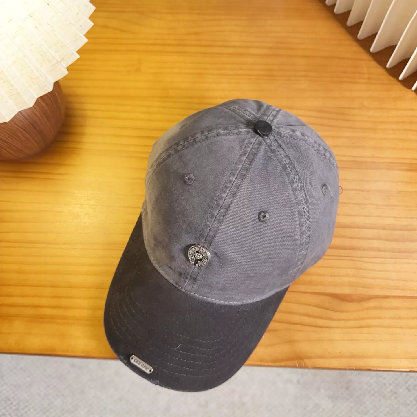 크롬하츠 빈티지 워싱 데미지 배색 캡 상세 이미지 6