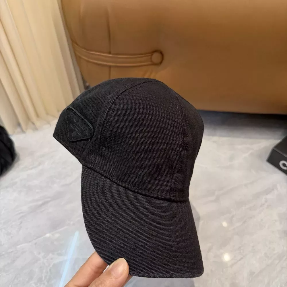 프라다 빈티지 워싱 데님 모자