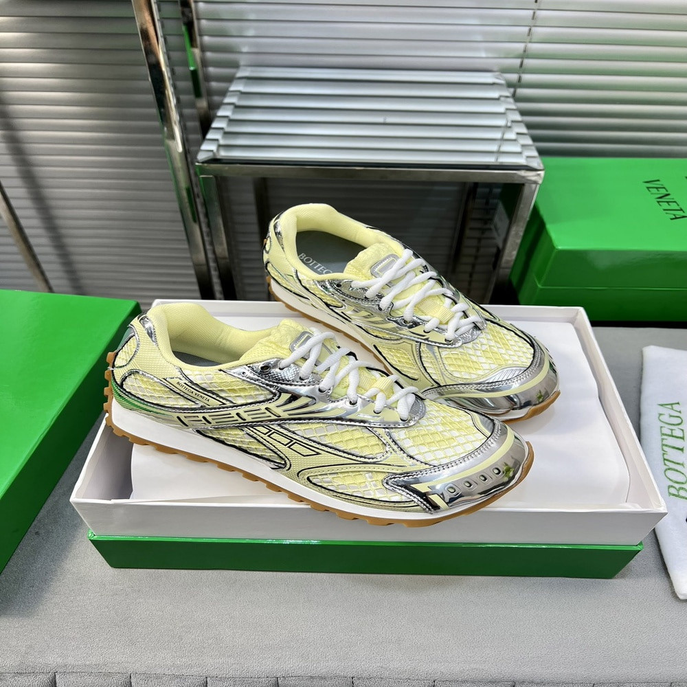 보테가베네타 오르빗 러너 운동화