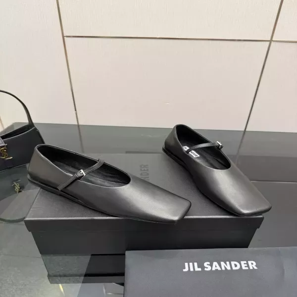 질샌더 메탈릭 레더 메리제인 슈즈