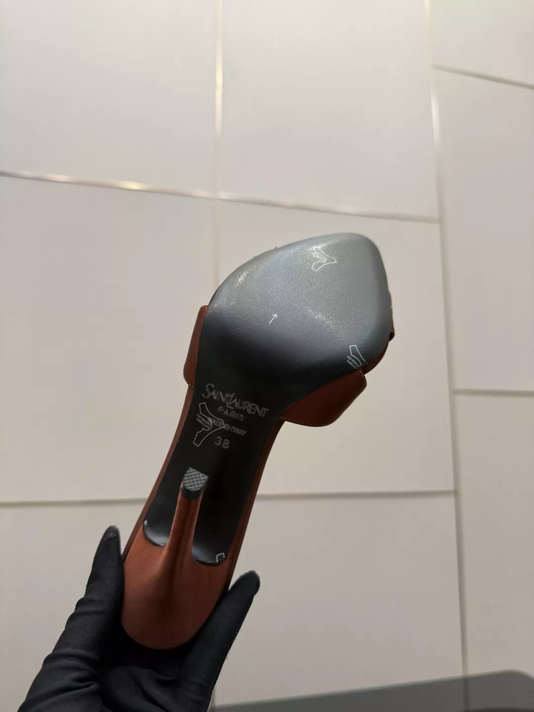 입생로랑 크리스탈 체인 장식 하이힐 샌들 상세 이미지 10