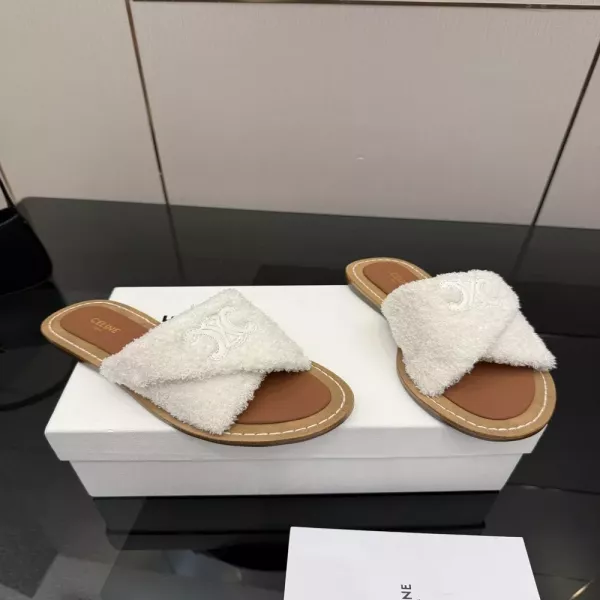 셀린느 퍼 디테일 빈티지 샌들