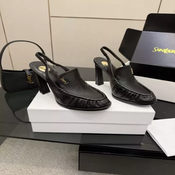 입생로랑 YSL 스몰 로고 로퍼 샌들
