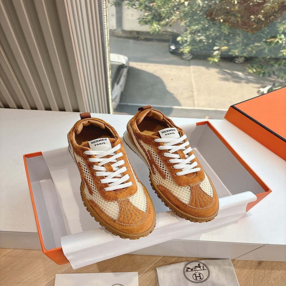 에르메스 메도르 스터드 펀칭 스니커즈