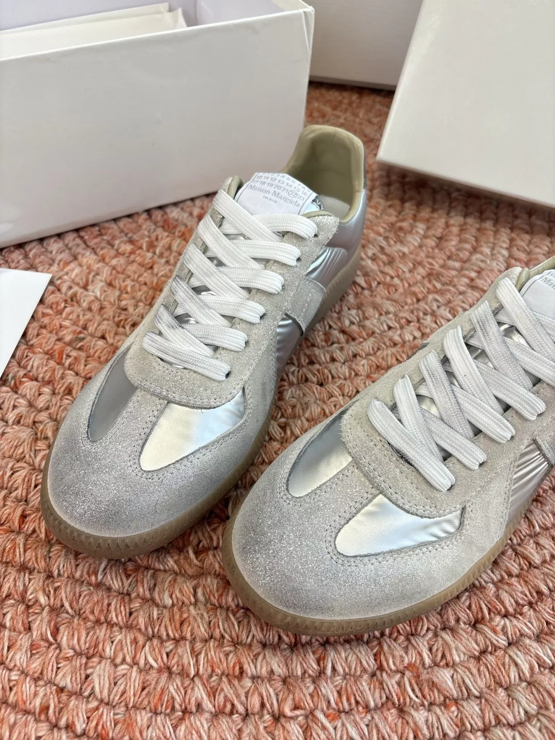 body_5b01842d9eafed94.webp