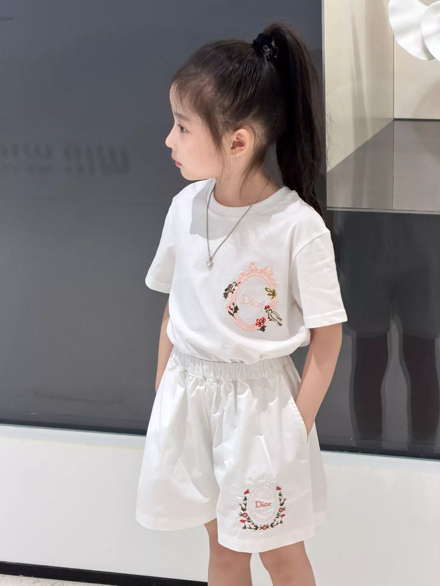 body_94358200f368bcc3.webp