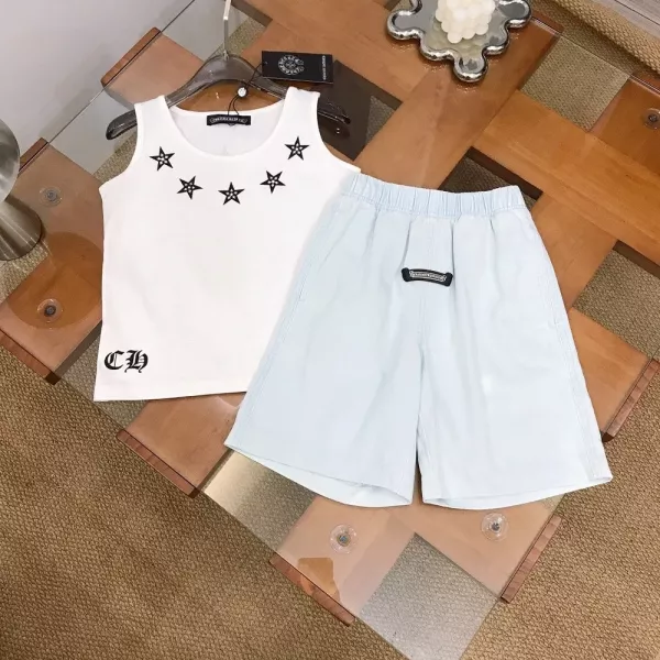 크롬하츠 별 프린트 슬리브리스와 데님 반바지 세트