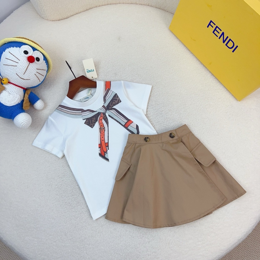 펜디 리본 포인트 반소매 상하 세트