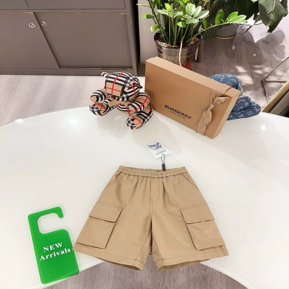 버버리 EKD 자수 코튼 혼방 반바지