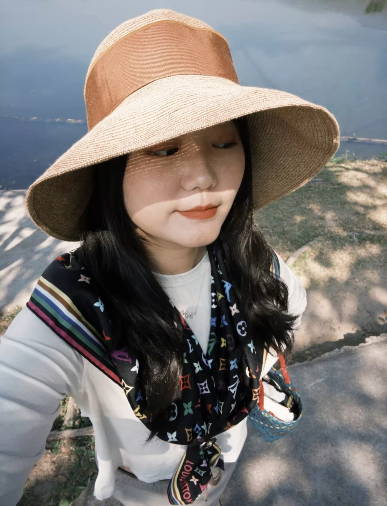 루이비통 멀티컬러 모노그램 실크 스카프 상세 이미지 16