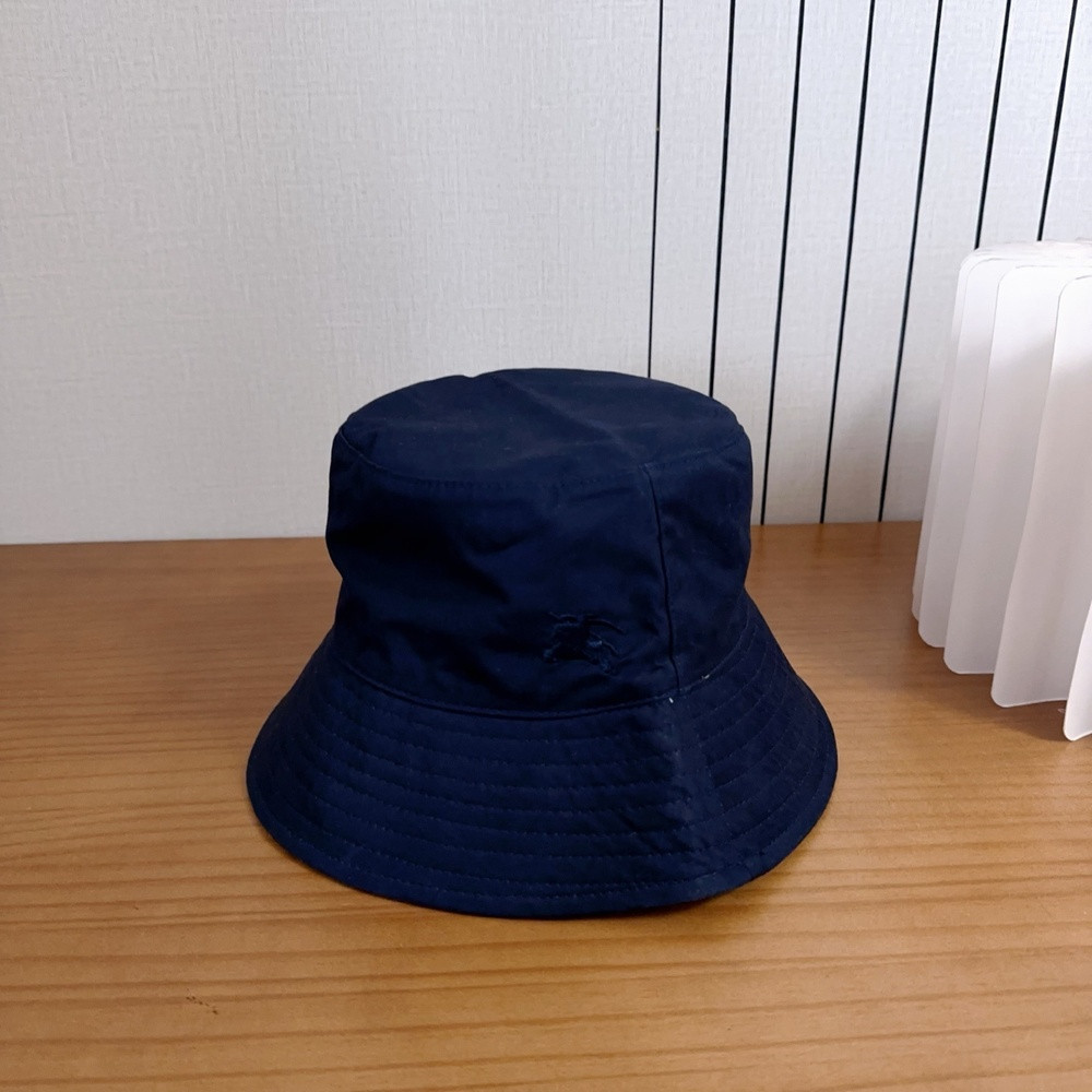 버버리 영국풍 공용 버킷 모자